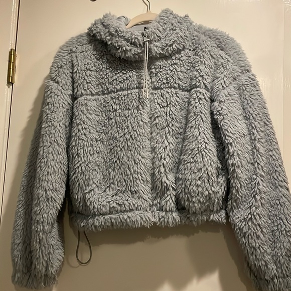 Urban Outfitters BDG Hooded Cropped Teddy Jacket in Light Blue - Picture 1 of 8